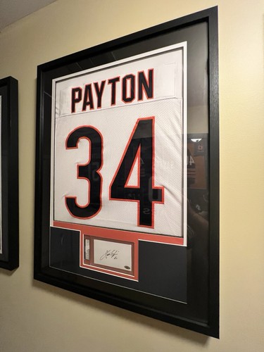 Walter payton signed autograph - walter,